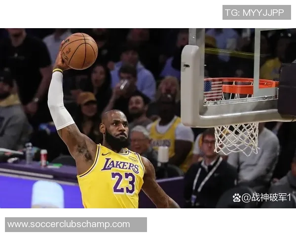 2015年NBA湖人与鹈鹕激战回顾：经典对决与精彩瞬间分析