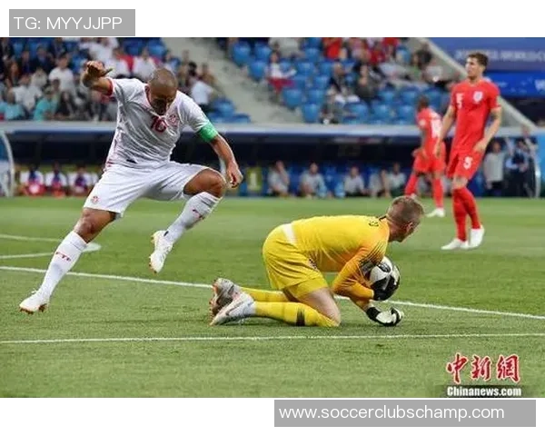 国足与突尼斯激战正酣直播全程回顾精彩瞬间与战术分析