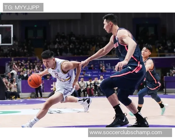 朱荣振的成长之路与人生哲学探讨如何在逆境中绽放光彩