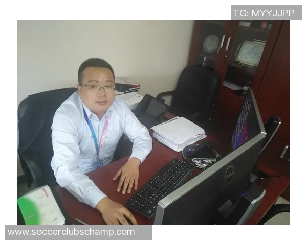 李添荣：从普通青年到行业领军人物的奋斗历程与成功秘诀探讨